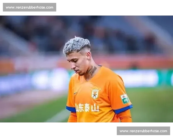 泰山俱乐部严正辟谣克雷桑转会传闻：不实信息扰乱军心